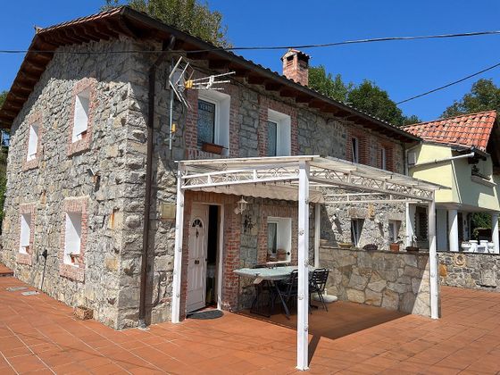Foto 1 de Casa en venta en calle Castillo Pedroso de 4 habitaciones con terraza y calefacción