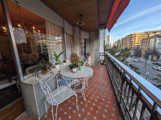 Foto 2 de Pis en venda a Centro - Logroño de 5 habitacions amb terrassa i balcó