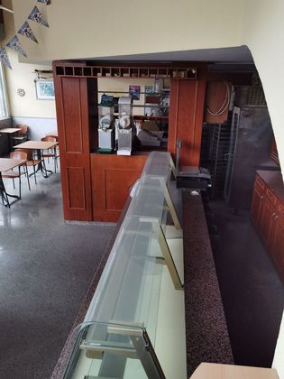 Foto 1 de Oficina en venda a Centre - Ripollet amb terrassa i aire acondicionat