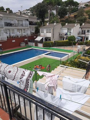 Foto 2 de Pis en venda a Santa Susanna de 4 habitacions amb piscina i garatge
