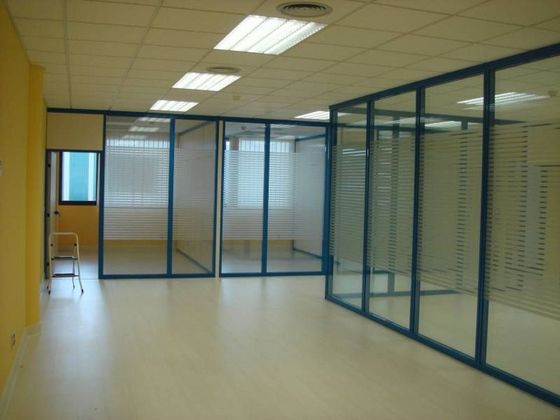 Foto 2 de Oficina en alquiler en Erandio de 325 m²