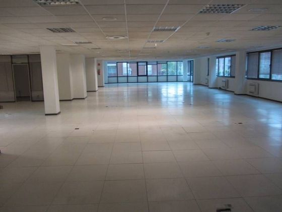 Foto 2 de Oficina en alquiler en San Ignacio-Elorrieta de 660 m²