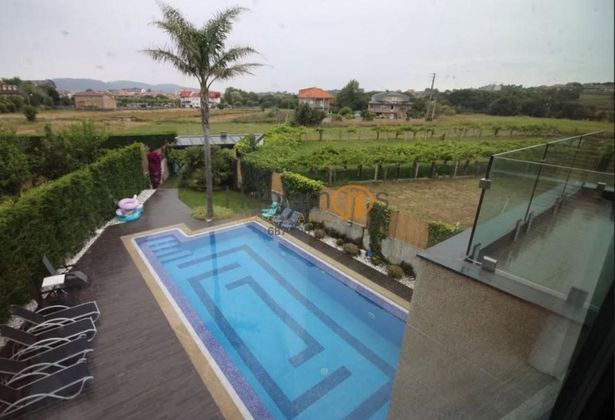 Foto 2 de Xalet en venda a Noalla de 4 habitacions amb terrassa i piscina