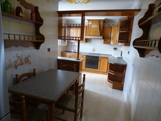 Foto 2 de Piso en alquiler en Villacerrada - Centro de 3 habitaciones con garaje y muebles