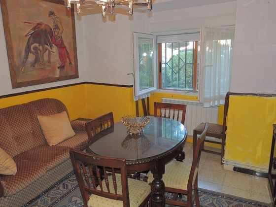 Foto 2 de Casa en venda a Marchamalo de 3 habitacions amb terrassa i piscina
