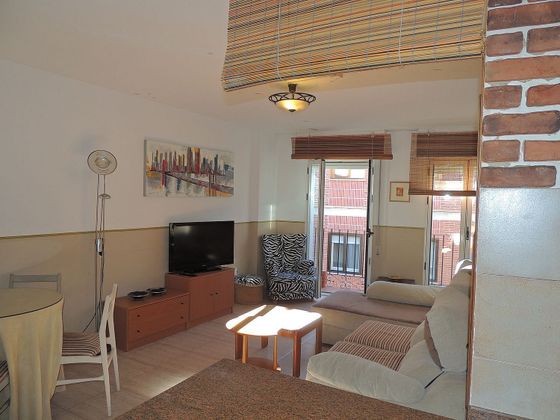 Foto 1 de Dúplex en venda a Casco Histórico de 3 habitacions amb balcó i calefacció