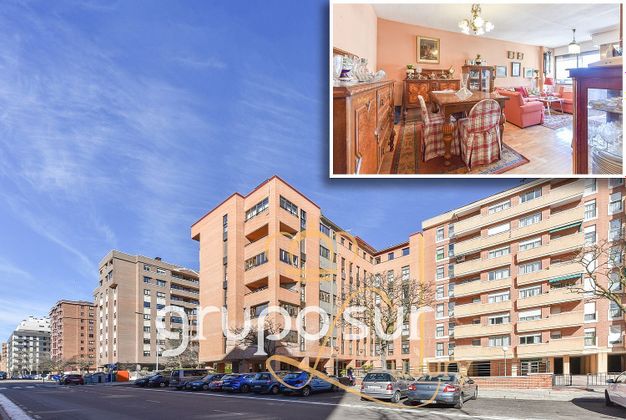 Foto 1 de Piso en venta en calle Federico Landrove Moiño de 4 habitaciones con terraza y garaje