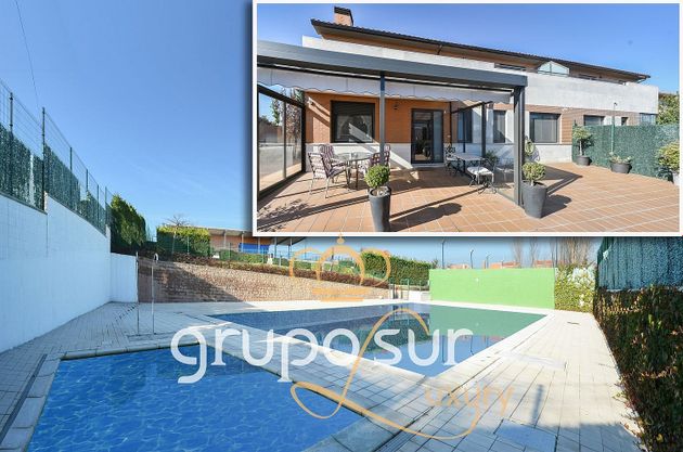 Foto 1 de Casa en venda a calle Haya de 3 habitacions amb terrassa i piscina