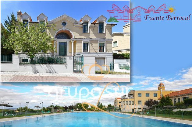 Foto 1 de Chalet en venta en calle Fuente Berrocal de 6 habitaciones con terraza y piscina