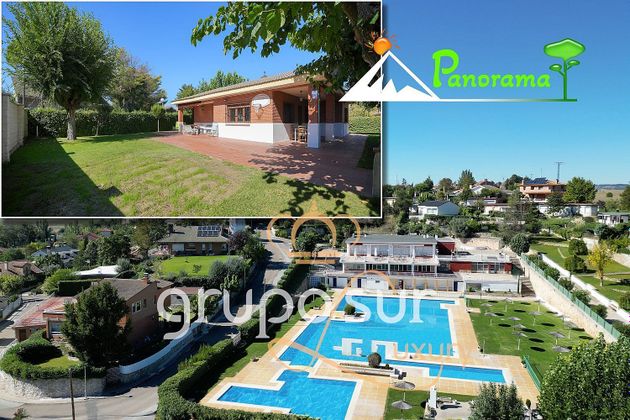 Foto 1 de Chalet en venta en urbanización Panorama de 3 habitaciones con terraza y piscina