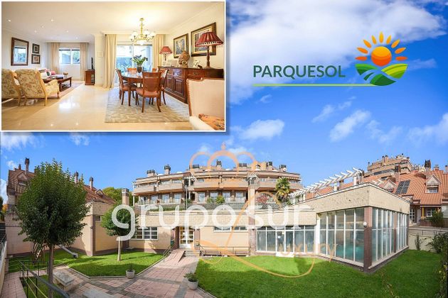 Foto 1 de Casa en venda a calle Mariano de Los Cobos de 6 habitacions amb terrassa i piscina