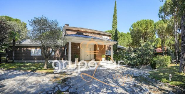 Foto 2 de Xalet en venda a calle Montico de 6 habitacions amb terrassa i piscina