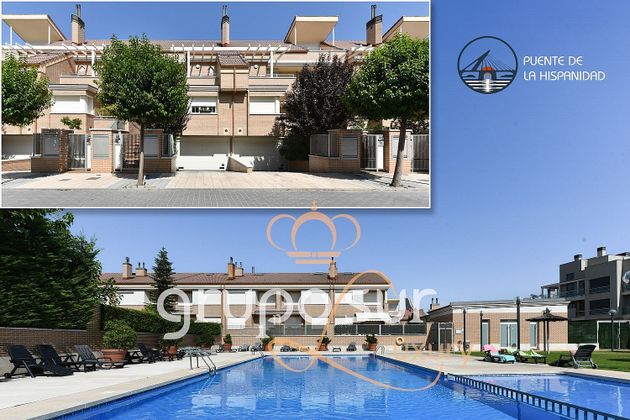 Foto 1 de Casa adossada en venda a calle Lagar de Cano de 4 habitacions amb terrassa i piscina