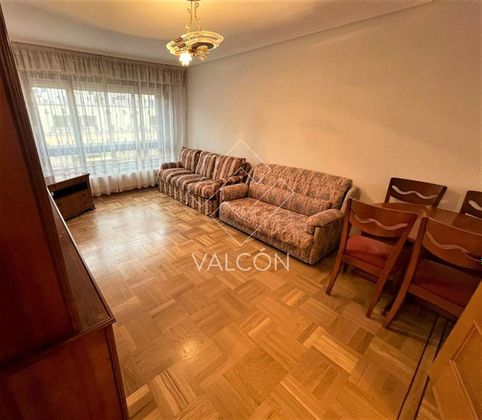 Foto 1 de Piso en alquiler en Centro - Burgos de 2 habitaciones con garaje y muebles
