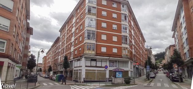 Foto 1 de Pis en venda a calle Asturias de 3 habitacions amb ascensor