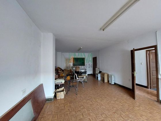 Foto 2 de Piso en venta en Casco Viejo de 4 habitaciones con terraza y balcón