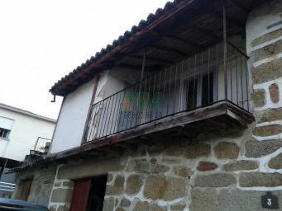 Foto 1 de Casa en venda a As Lagoas de 2 habitacions amb terrassa