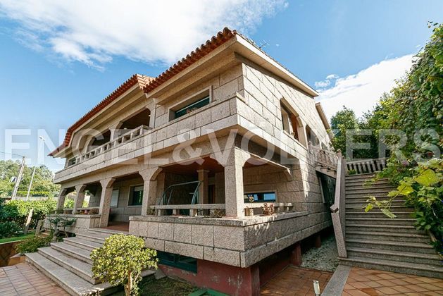 Foto 2 de Xalet en venda a Matamá - Beade - Bembrive - Valádares - Zamáns de 8 habitacions amb terrassa i piscina