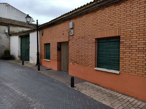 Foto 2 de Casa en venta en Valverde del Majano de 3 habitaciones con jardín