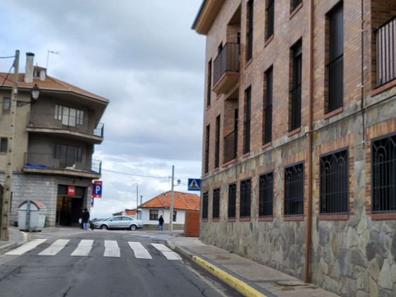 Foto 1 de Piso en venta en El Espinar pueblo de 3 habitaciones con terraza y garaje
