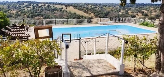 Foto 2 de Xalet en venda a Villamanta de 9 habitacions amb terrassa i piscina
