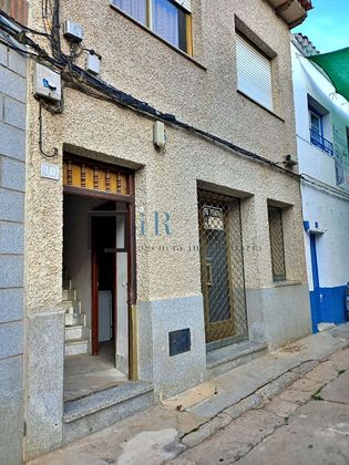 Foto 1 de Casa adossada en venda a Navalmorales (Los) de 3 habitacions amb calefacció