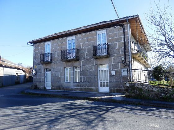 Foto 1 de Casa en venda a calle Vilamarín de 3 habitacions amb garatge i jardí
