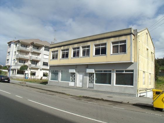 Foto 1 de Casa en venda a avenida Bergantiños de 4 habitacions i 385 m²