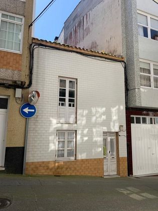 Foto 1 de Casa en venda a calle Barreiro de 2 habitacions i 92 m²