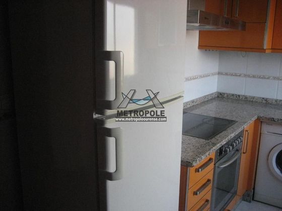 Foto 2 de Àtic en venda a Barbadás de 2 habitacions amb garatge i calefacció