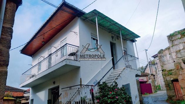 Foto 1 de Casa en venda a San Rosendo de 3 habitacions amb garatge i balcó