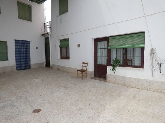Foto 1 de Venta de chalet en Almagro de 8 habitaciones con terraza y balcón