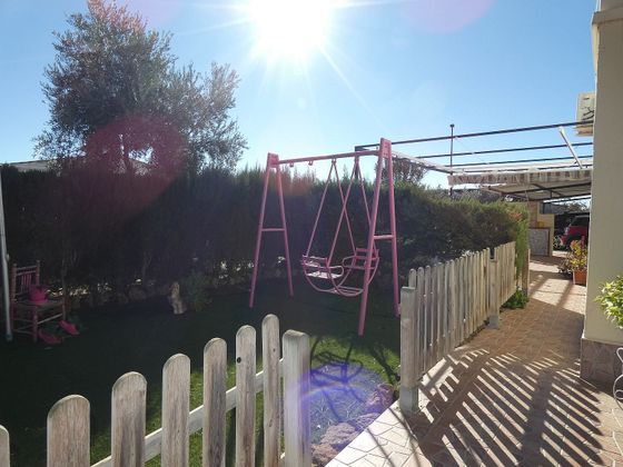 Foto 2 de Venta de chalet en Almagro de 4 habitaciones con terraza y piscina