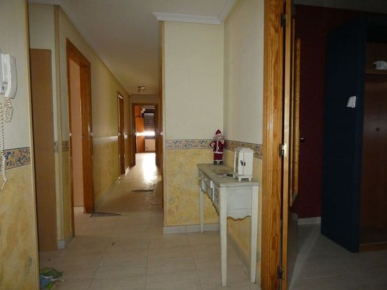 Foto 2 de Venta de piso en Almagro de 3 habitaciones con terraza y garaje