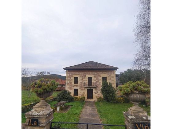 Foto 2 de Xalet en venda a Santa María de Cayón de 8 habitacions amb terrassa i jardí