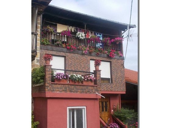 Foto 1 de Casa en venta en Villafufre de 5 habitaciones con garaje y jardín