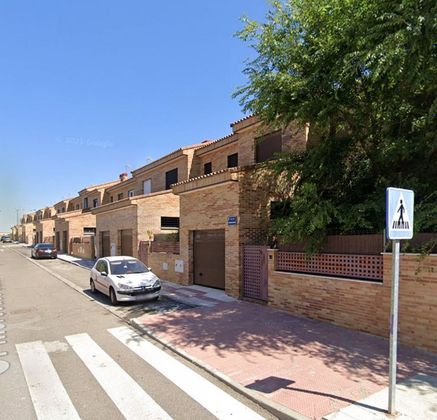 Foto 1 de Casa adosada en venta en Illescas de 3 habitaciones con piscina y garaje