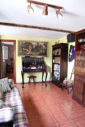 Foto 2 de Xalet en venda a Loranca de Tajuña de 6 habitacions amb terrassa i piscina