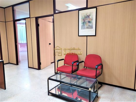 Foto 2 de Oficina en lloguer a San Pedro de Deusto-La Ribera amb calefacció i ascensor