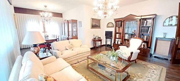 Foto 1 de Piso en venta en Indautxu de 3 habitaciones con terraza y garaje