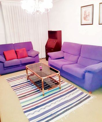 Foto 1 de Piso en alquiler en Barrio de Uribarri de 3 habitaciones con terraza y muebles
