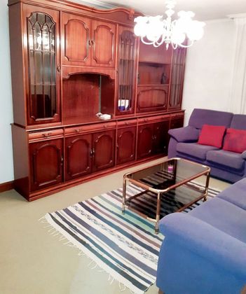 Foto 2 de Piso en alquiler en Barrio de Uribarri de 3 habitaciones con terraza y muebles