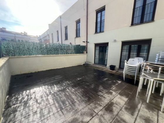 Foto 2 de Casa en venda a Alfoz de Quintanadueñas de 4 habitacions amb terrassa i garatge