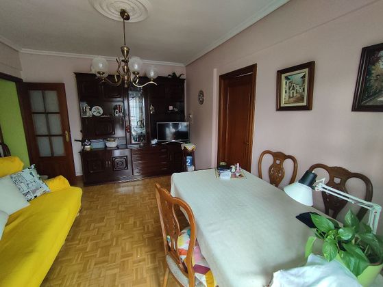Foto 2 de Pis en venda a Rondilla - Santa Clara de 3 habitacions amb balcó i calefacció