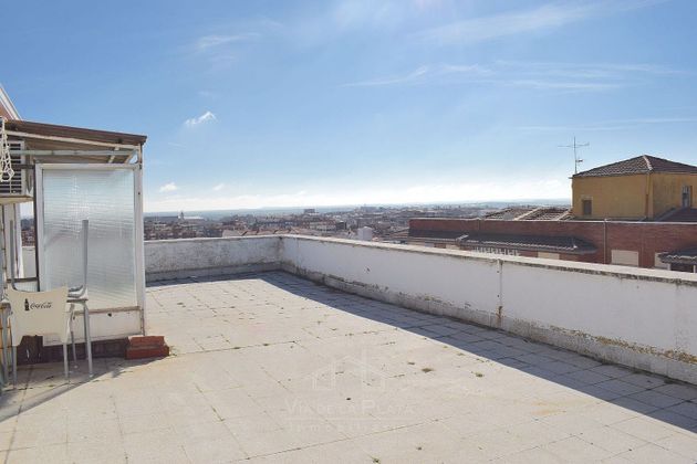 Foto 2 de Àtic en venda a calle De Los Tilos de 1 habitació amb terrassa i balcó