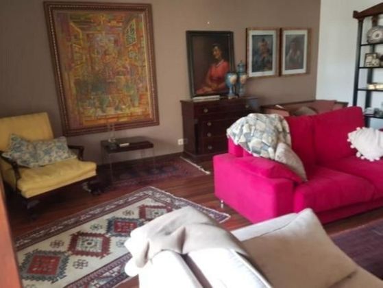 Foto 2 de Pis en venda a Centro - Ourense de 4 habitacions amb terrassa i calefacció