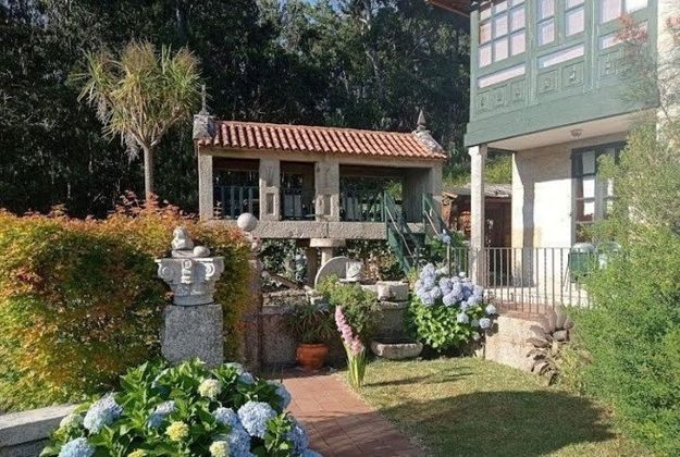 Foto 2 de Casa en lloguer a Poio de 3 habitacions amb terrassa i jardí