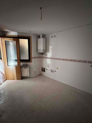 Foto 2 de Venta de piso en Cañiza (A) de 3 habitaciones con calefacción y ascensor