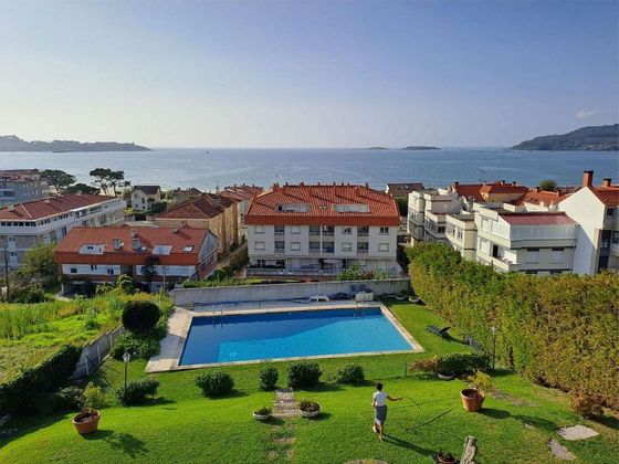 Foto 2 de Xalet en venda a Nigrán de 7 habitacions amb terrassa i piscina