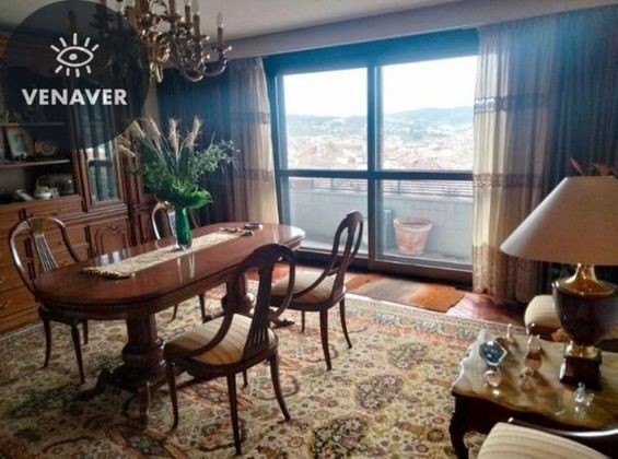 Foto 1 de Pis en venda a Centro - Ourense de 4 habitacions amb balcó i calefacció